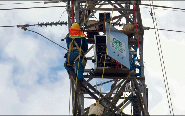 La deuda total de la compañia estatal subió un 2.86 % anual hasta 36 mil 548 millones de pesos. SUN /ARCHIVO