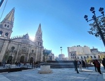 Entre los trabajos realizados a la plaza Guadalajara, está la sustitución de todas las losetas, impermeabilización y restauración de la fuente. ESPECIAL / Gobierno de Guadalajara