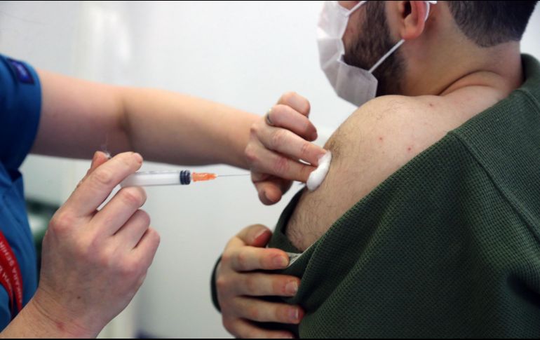 Más de 537 mil también recibieron su segunda dosis. XINHUA