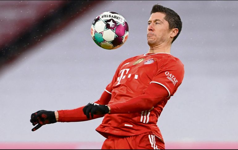 ARIETE. Robert Lewandowski llegó a 25 goles en 21 partidos de Bundesliga esta campaña.