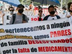DENUNCIAS. El desabasto de medicinas detonó diversas manifestaciones en la presente administración federal. EL INFORMADOR • G. Gallo
