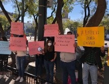 Un grupo de pobladores del municipio se manifestaron frente al Congreso para pedir que se sancione al alcalde. Cortesía