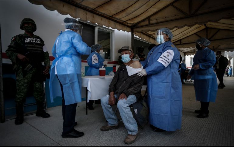 El día de ayer comenzó la inmunización de personas mayores en Jalisco, en el municipio de Etzatlán. EL INFORMADOR/ F. Atilano