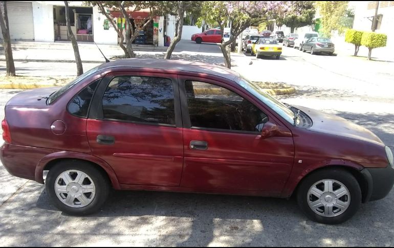 Fue en Colinas de la Normal, cuando al paso elementos de la Policía de Guadalajara detectaron un Chevrolet Chevy que contaba con reporte de robo. ESPECIAL