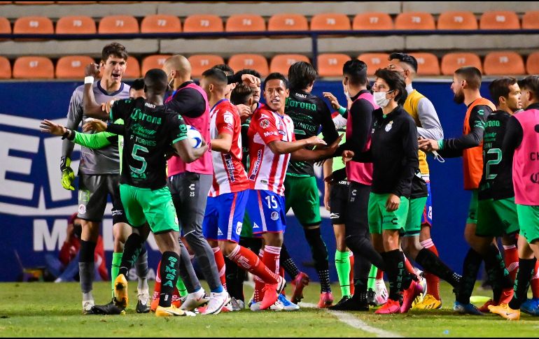 Además de merecer una multa, el Atlético de San Luis, en caso de que se confirmen las acusaciones de racismo, puede perder las unidades conseguidas ante Santos. IMAGO7