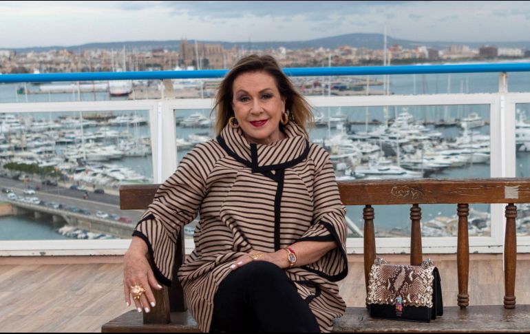 Zapata asegura que su hermana Thalía ha estado en constante contacto con ella y que es la única de su familia que ha estado al pendiente de la salud de su abuela desde que el problema inició. EFE / ARCHIVO