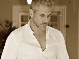 El exintegrante de Garibaldi fue denunciado a finales del año 2020 por su propia hija Valentina, quien fue apoyada por su madres María Angélica. INSTAGRAM / caballeroscantan