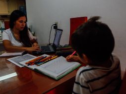 Señalan que el DIF Jalisco se ha enfocado en tareas como la entrega de despensas y no aborda políticas para el cuidado de las familias. EL INFORMADOR / ARCHIVO