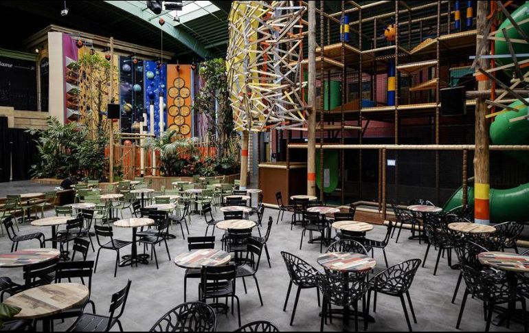 El toque de queda, en vigor entre las 21:00 y las 04:30 horas, fue prolongado una primera vez hasta el 2 de marzo. EFE/R. Van Lonkhuijsen