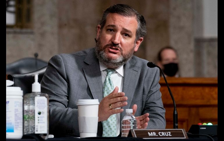 El escándalo en redes sociales obligó a Cruz a volar de regreso al estado de Texas el pasado jueves. AP / A. Harnik