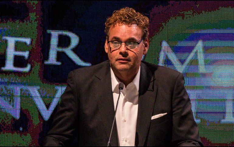 Diferentes personajes del medio deportivo y del espectáculo, le piden que cumpla con su palabra, entre ellos Jorge Van Rankin, quien lo bautizó como #LordDeudor. IMAGO7