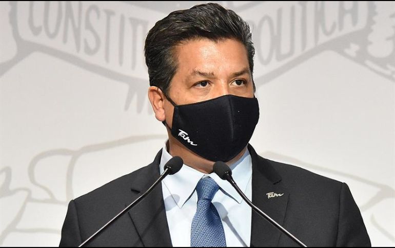 El gobernador de Tamaulipas, Francisco Javier García Cabeza de Vaca, ofrece una rueda de prensa en la Ciudad de México. EFE/ Cámara De Diputados