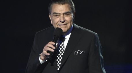 Don Francisco asegura que el estructurar detalladamente sus preguntas ha sido clave para forjar entrevistas emblemáticas . AP/ARCHIVO
