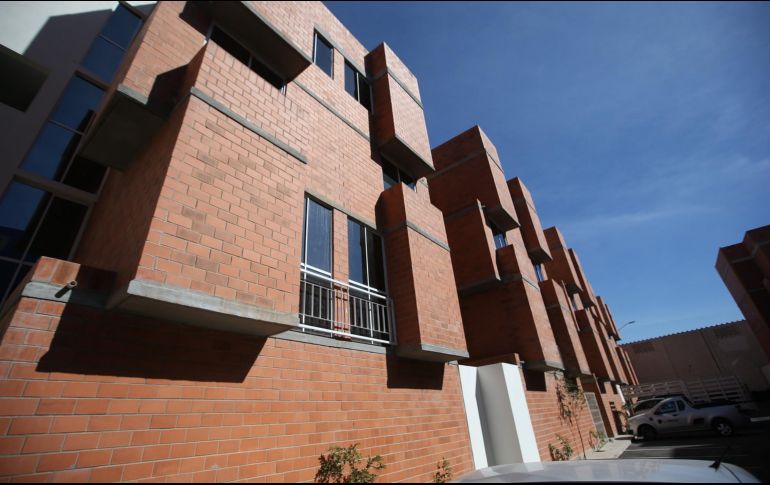 Bajo un crédito hipotecario mancomunado se puede acceder a un monto mayor de financiamiento. EL INFORMADOR/ARCHIVO