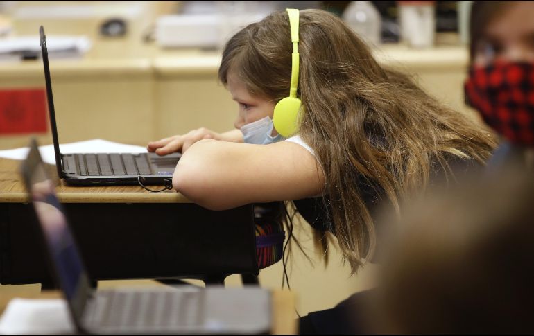 La estrategia de seguimiento académico fue acordada en consenso con escuelas públicas y privadas y validada por la mesa de salud. AFP/ARCHIVO