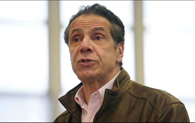 El gobernador Andrew Cuomo negó las acusaciones e indicó que ordenó una investigación, para la que eligió a una exjueza federal que trabajó mucho tiempo con uno de sus exasesores. AFP/ARCHIVO