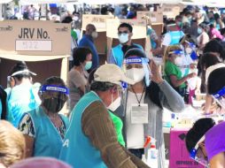 PATICIPACIÓN. Vota el 36.5% de los 5.3 ciudadanos esperados. En el ejercicio similar anterior de 2018 fue el 45.7 por ciento. XINHUA