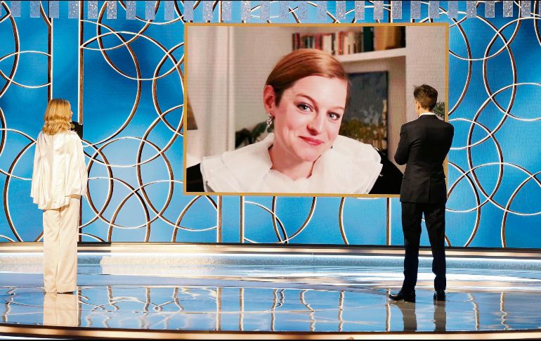 La mejor serie dramática fue el drama histórico “The Crown”. AFP