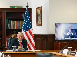 CONVERSACIÓN BILATERAL. López Obrador hizo reír a Biden al decirle “Bendito México, tan cerca de Dios y no tan lejos de Estados Unidos”.  EFE