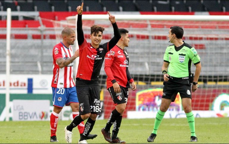 Atlas y Atlético San Luis son los principales candidatos a pagar la multa tras quedar en el último lugar de la tabla de cocientes al finalizar el torneo. AFP / U. Ruiz