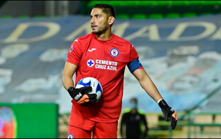 El club cementero aún no reporta si el veterano se encuentra lesionado o es otra la razón de su ausencia. IMAGO7