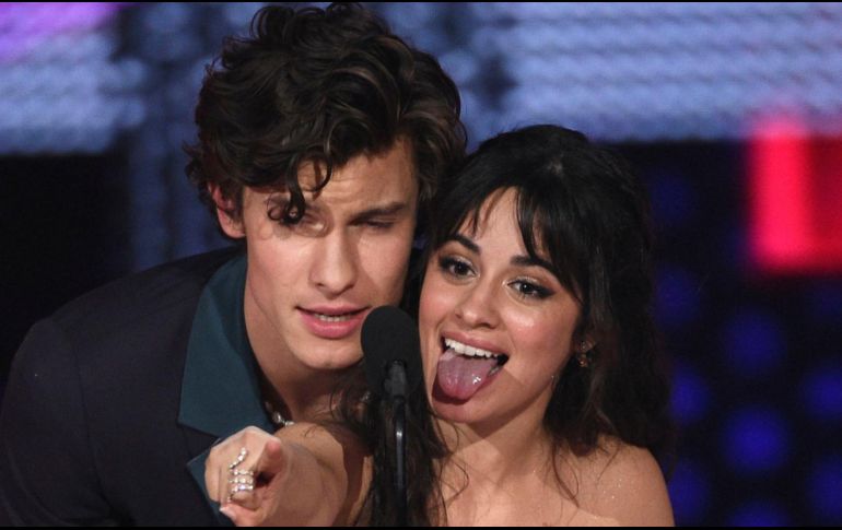 Para muchos, Camila Cabello y Shawn Mendes representan a una de las parejas más populares del entretenimiento. AP / ARCHIVO
