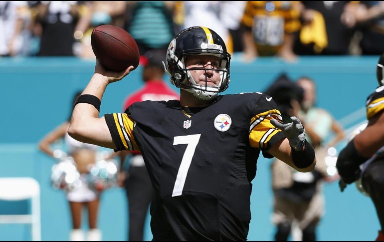 Los Steelers no dieron detalles del acuerdo con el 'quarterback', quien dijo que aceptó 