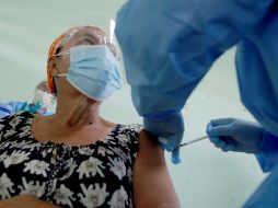 En el arranque de marzo la pandemia alcanzó un total de mil 279 millones de dólares en costo. EFE/ C. Lemos