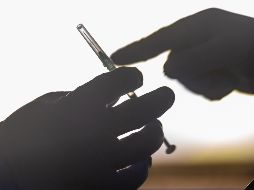 La UAQ busca sumar esfuerzos para que las pruebas de eficacia y con el virus activo puedan realizarse en laboratorios de otras universidades. Xinhua/V. Sanovri