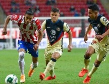 El próximo Chivas vs América contará con público en el Estadio Akon. Imago7