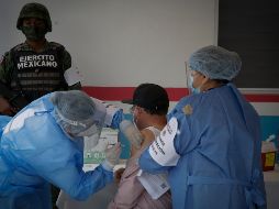 Las personas citadas deberán presentar identificación oficial, un comprobante de domicilio de Tlaquepaque y su folio del registro en la plataforma del Gobierno federal. EL IFNORMADOR/F. Atilano