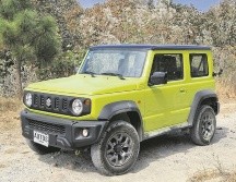 El Jimny está pensado para recorrer cualquier camino, en ciudad se mueve bien a pesar de las calles mayormente en mal estado, pero en terracería está su hábitat. EL INFORMADOR/M. Castillo