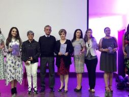 La Unión de Comerciantes del Mercado de Abastos (UCMA) entregó reconocimientos a ocho mujeres destacadas. Cortesía