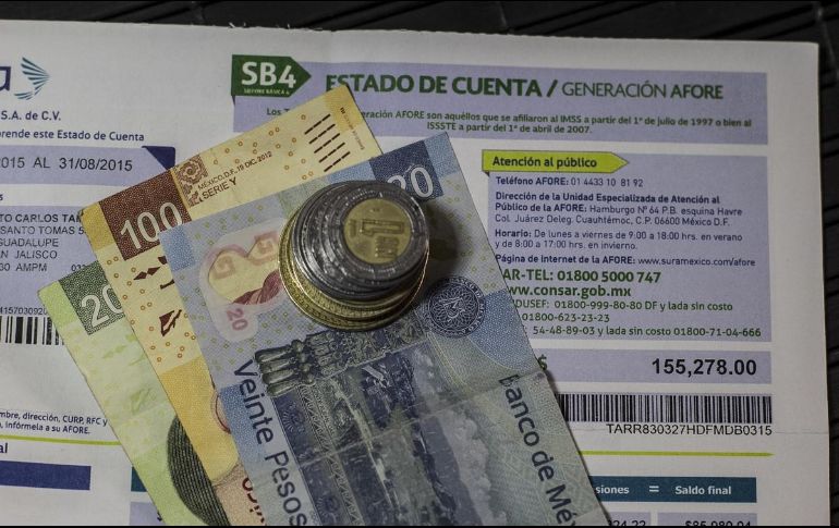 AMLO explicó que cuando se creó este sistema de pensiones se permitió que las Afores cobraran en México las comisiones más altas del mundo. EL INFORMADOR / ARCHIVO