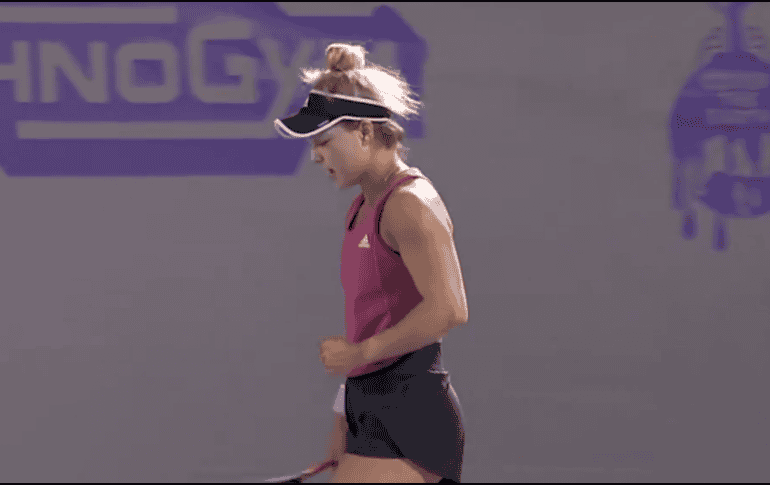 Zarazúa se desdibujó entre el segundo y tercer set. TWITTER / @WTA