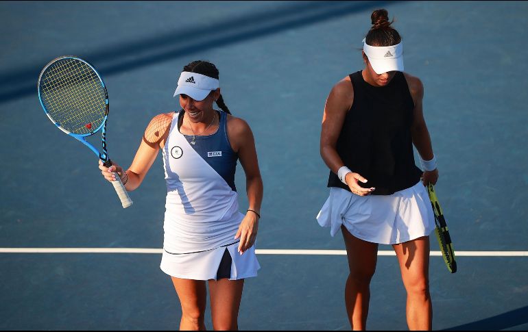 Olmos y Desirae Krawczyk se instalaron en las semifinales de la modalidad de dobles de este torneo.  IMAGO7