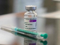 La vacuna anglosueca está siendo analizada de cerca tras varios casos de personas que murieron después de recibirla, pero hasta ahora no se ha establecido ninguna relación causal. AFP / T. Kienzle