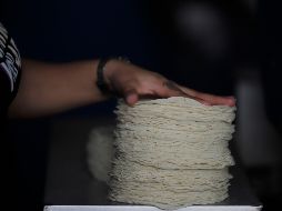 AMLO dice que los incrementos al precio de la tortilla se deben al aumento en el precio internacional del maíz. EL INFORMADOR / ARCHIVO