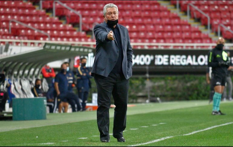 El DT dice que ''ganar un partido de esa magnitud es una satisfacción personal e institucional, pero al final de cuentas los objetivos son calificar y buscar el campeonato''. IMAGO7