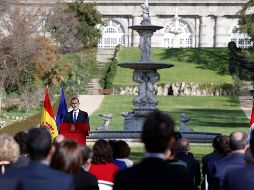 El rey Felipe VI pronuncia un discurso en el marco de la conmemoración del Día Europeo de las Víctimas del Terrorismo en el Palacio Real de Madrid. EFE/Mariscal