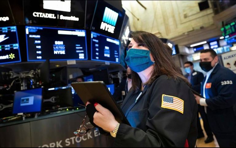 El sector tecnológico registró hoy las mayores ganancias, con notables alzas en nombres como Tesla, Netflix, Facebook y Alphabet. AP/N. Pereira