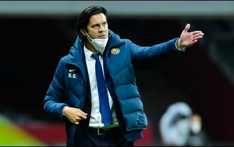 Chivas recibe a las Águilas este domingo, en una nueva edición del Clásico Nacional, que vivirá e argentino Solari por primera vez. IMAGO7