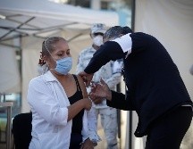 El gobernador argumenta que se tiene que vacunar a todo el personal de salud, con independencia de que atiendan a pacientes de COVID-19. EL INFORMADOR/ F. Atilano