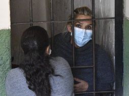 La expresidenta interina de Bolivia Jeanine Áñez en las celdas de la Fuerza Especial de Lucha Contra el Crimen en La Paz, tras su detención ayer. EFE/ARCHIVO