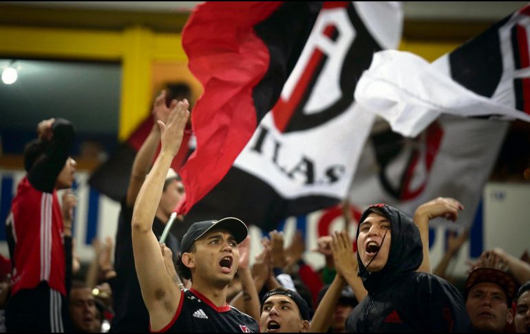AÑORAN. Los aficionados rojinegros reaparecerían el 3 de abril en el duelo ante Xolos. EL INFORMADOR • F. Atilano