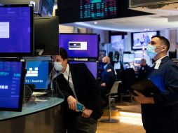 Tras la media sesión, la rentabilidad de los bonos del Tesoro a 10 años se elevó al 1.623 %, provocando nuevas ventas en el sector tecnológico. AP/C. Ziemer