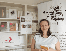 “¡Oh! Dejad que la palabra rompa el vaso y lo divino se convierta en cosa humana” es un recorrido por las tendencias poéticas más relevantes de los últimos 200 años. ESPECIAL