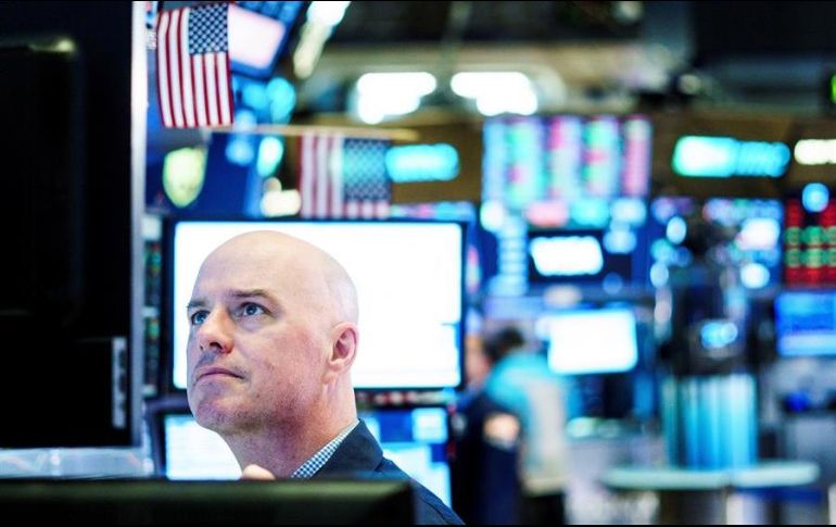 La rentabilidad del bono del Tesoro a 10 años alcanzó durante la jornada un pico del 1.75 por ciento. EFE/ARCHIVO