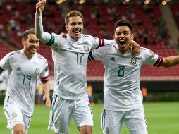 Sebastián Córdova , Jesús Ricardo Angulo y Carlos Rodríguez en festejo de gol. IMAGO7 / F. Meza