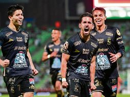 FERNANDO NAVARRO. Se mandó un golazo en la casa de los Guerreros. IMAGO7